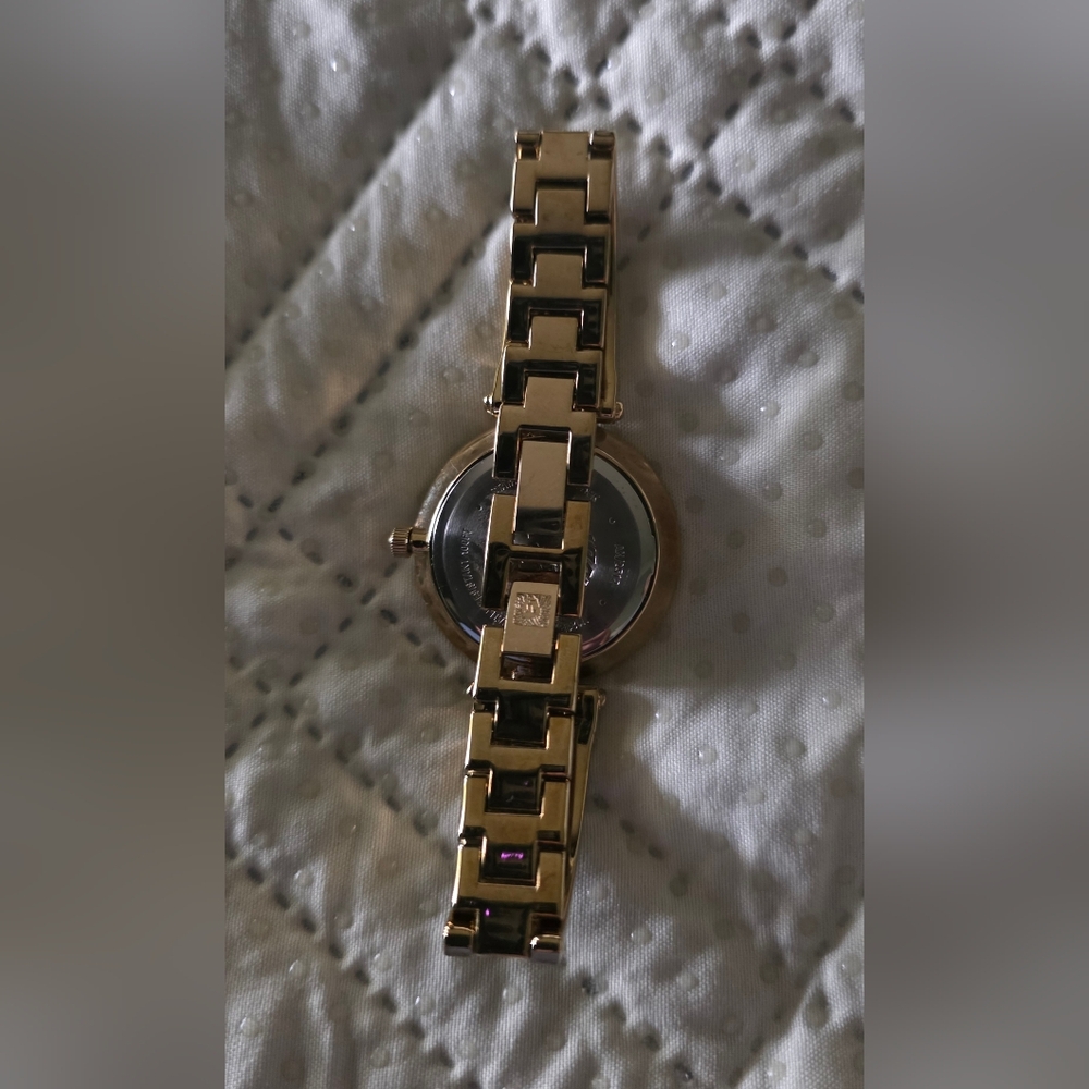 Elegant Blue  and Gold Watch - Picture 2 of 2